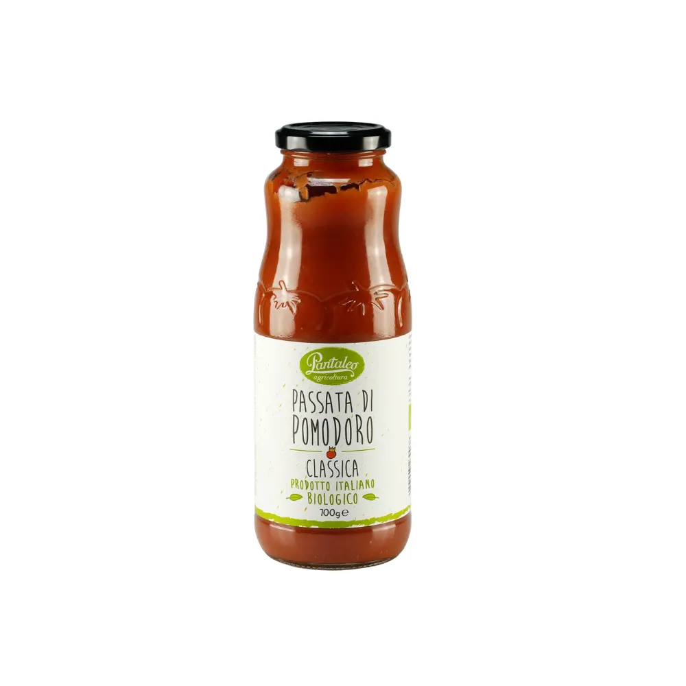 Sauce tomate italienne biologique à partir d'un pot en verre de 700g et d'une bouteille en verre produit traditionnel