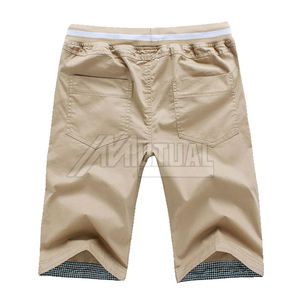 Shorts décontractés basiques pour hommes de couleur unie faciles à assortir à n'importe quel t-shirt ou polo - Product Image 2