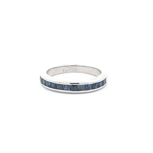 Ensemble de bagues de mariage en argent sterling plaqué rhodium, forme carrée, saphir bleu, demi-éternité, serti en canal - Product Image 1