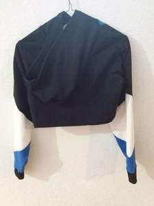 Sudadera corta con capucha personalizada para mujer, sudaderas y sudaderas informales para mujer, Sudadera con capucha recortada de gran tamaño para mujer - Product Image 5