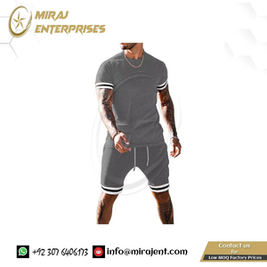 Survêtement streetwear tendance décontracté pour homme T-Shirt à manches courtes surdimensionné d'été avec short de plage quantité minimale de commande bas - Product Image 2