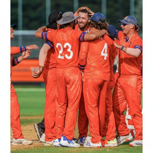 Peluca sintética de encaje frontal hecha a mano de 28 pulgadas de largo y 13x6 pulgadas, con ondas profundas, estilo europeo y americano, para hombre. - Product Image 3