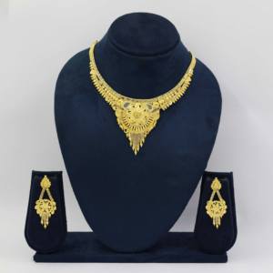 Venta al por mayor 14K 18K 24K oro lleno caja cadena diseño tradicional corto moda collares boda joyería conjunto Latón chapado en oro - Product Image 2