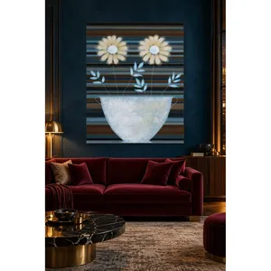 ดอกเดซี่ฟิดาในชามสีขาวบนพื้นหลังลายทาง พิมพ์บนผ้าใบ - Product Image 4