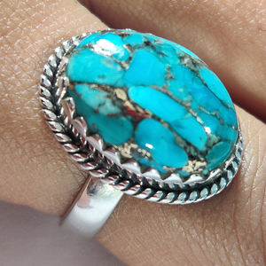 Bague en argent sterling 925 turquoise en cuivre bleu Bague de mariage en pierre précieuse de forme ovale faite à la main de style classique pour femme - Product Image 2