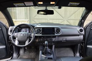 TRD Sport Double Cab 4x4 d'occasion - Product Image 3