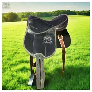 Selle de cheval synthétique de haute qualité Meilleur prix Toutes les couleurs et tailles Équestre Vente en gros Selle anglaise Style - Product Image 1