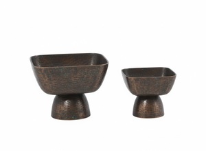 Bol en chocolat et caramel, vaisselle de cuisine, décoration d'intérieur, dernier bol de service tendance avec des poignées modernes et texturées - Product Image 2
