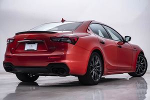 ใช้อย่างประณีต2022 Ma-SE-RA-TI Ghibli Modena Q4 AWD - Product Image 4