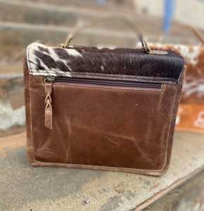 Nouveau design du meilleur modèle sac à bandoulière en cuir occidental personnalisé pour femmes sac à main de luxe en cuir sac à main en cuir marron usiné à la main - Product Image 2