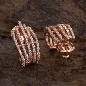 Pendientes Geométricos con Perlas y Diamantes, Modernos y Clásicos, Ideales para Fiestas, Chapados en Oro, de Cobre con Circonita, Forma de Luna - Product Image 6