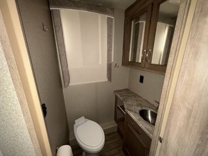 Remolque de Campamento Usado Coach V-i-s-i-o-n 31V 2019 en Venta para Camping y Viajes - Product Image 3