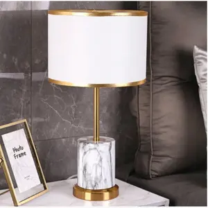 Lampe de table moderne texturée en marbre avec finition élégante en marbre pour la maison, le bureau, la chambre à coucher et le salon | Vente en gros OEM - Product Image 4
