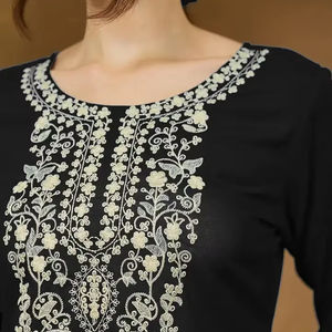 Robe courte droite en rayonne noire brodée, tricotée en tricot extensible, mode estivale, tenue de soirée, vêtements pour femmes et filles - Product Image 1