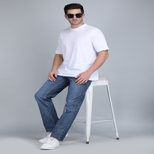 เสื้อยืดคอกลมสำหรับผู้ชายผ้าคอตตอน100% พิมพ์ลายแตกต่างกัน - Product Image 5