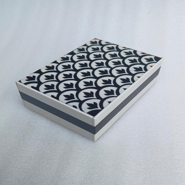 Custom Made Exquisite Wood Inlay Jewelry Storage Boxes Handmade Decorative with Intricate Floral Design