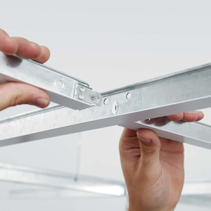 Grille de plafond galvanisée Barre <span class=keywords><strong>en</strong></span> T Té principal Té croisé Système de suspension pour les projets de plafonds commerciaux de bureau - Product Image 6