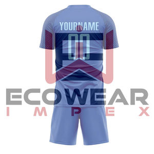 Conjuntos de uniformes de fútbol personalizados de alta calidad, cómodo y último diseño hecho en Pakistán con servicio OEM a la venta - Product Image 3