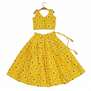 Ensemble Lehenga Choli traditionnel jaune Bandhani de Shoryam Fashion, longueur au sol, séchage rapide, pour filles |   Fête de mariage Diwali pour enfants - Product Image 1