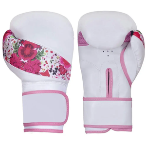 Gants de boxe professionnels formation Logo personnalisé en cuir respirant sécurité gants unisexe Pakistan - Product Image 1