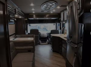 Vente en gros de camping-cars Fleetwood Southwind Class 2020, 2022, 2024, 4-6 passagers, EURO 5, véhicules d'occasion - Product Image 2