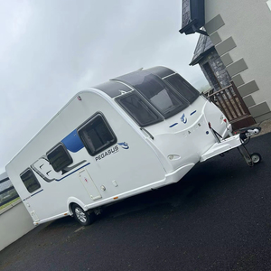 Caravana de Lujo Personalizada con Paneles Solares y Muebles, Remolque de Viaje Todoterreno Tipo Lágrima - Product Image 4