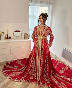 NOUVEAU TRAVAIL DE BRODERIE ÉBLOUISSANTE SUR UNE ROBE CAFTAN DE MARIÉE ÉLÉGANTE AVEC PERLES DE VERRE EN CRISTAL, PIERRE, SEQUENCE,DABKA WORK @ 2024 - Product Image 1
