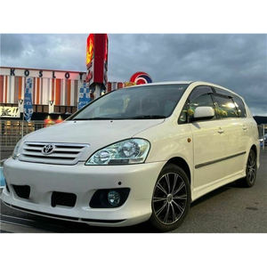 MPV familial Ipsum Perfect d'occasion à yota avec d'excellentes performances de conduite et systèmes de sécurité - Product Image 3