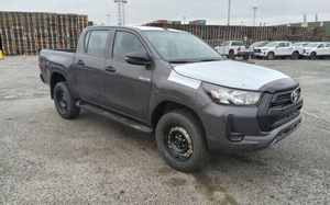 GRAN OFERTA Toyota Hilux Revo Doble Cabina Usada, Camioneta con Motor Turbodiésel de 2.4L - Product Image 6