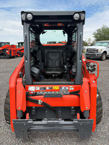 รถตักล้อยางขนาดเล็ก Kubota b SCL1000 ราคาถูก ขายดี ดีไซน์กะทัดรัด ประสิทธิภาพสูง มีสินค้าพร้อมส่ง จัดส่งรวดเร็ว - Product Image 1