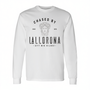 Camiseta Mexicana de Manga Larga 'Perseguida por La Llorona Desde 1975' Producto Promocional - Product Image 2