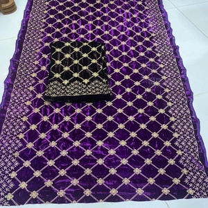 ผ้าคลุมไหล่กำมะหยี่สำหรับผู้หญิงผ้าคลุมขอบดีไซน์แบบตามสั่ง - Product Image 6