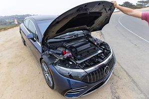 Mercedes-AMG EQS 2023 Usado, 11 mil Millas, 751 HP, Motor Dual, Tracción en las Cuatro Ruedas, Pantalla Hipergráfica MBUX - Product Image 6