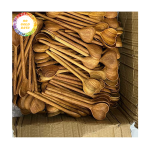 Cuillère en bois à long manche en bois de pin pour la cuisson de plats chauds et de ragoûts Ustensiles de cuisine fabriqués au Vietnam - Product Image 2