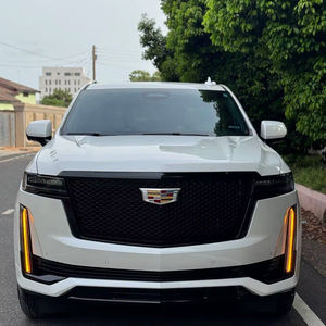 Cadillac Escalade Luxury ESV 600 Premium Usado, Modelo 2024 - Product Image 1