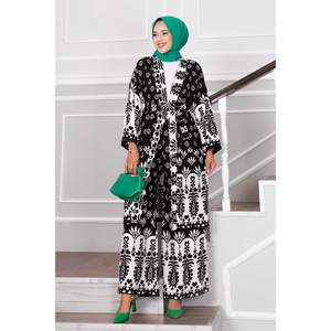 Ensemble 2 pièces hijab en viscose kimono noir à motif régulier S/M - Product Image 1