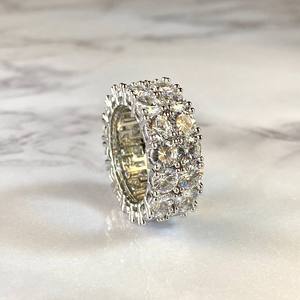 แหวนทองสไตล์ฮิปฮอป10K 14K 18K สำหรับผู้ชายสุดหรูสำหรับใส่ในห้องแล็บตัวอักษรกลมประดับเพชรทั้งตัวสำหรับงานแต่งงานเครื่องประดับเครื่องแต่งกาย - Product Image 2