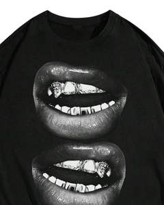 T-shirt surdimensionné à imprimé graphique lèvres noires personnalisé pour homme, streetwear, coton, manches courtes, décontracté, coupe ample, mode moderne, haut de t-shirt - Product Image 4