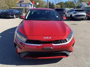 Kia Forte LXS 2022 Súper Limpio - Product Image 3