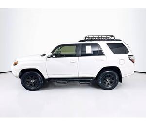 (TB) Toyota 4Runner Trail Edición Especial 2022/2023, 4 Puertas, SUV 4x4 (4.0L 6 Cilindros 5A) - Camioneta SUV Usada a Buen Precio - Product Image 6
