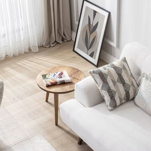 Ensemble de tables basses en noyer, style moderne du milieu du siècle, ensemble de tables d'appoint rondes en bois, tables gigognes, pièces d'accent minimalistes - Product Image 1