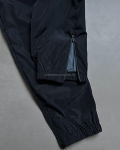 Fabricant de survêtements personnalisés, ensemble de jogging avec capuche zippée et broderie, pantalon de survêtement en nylon à blocs de couleurs, survêtements coupe-vent pour hommes - Product Image 6
