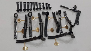 Retractor Lumbar Micro Caspar, Juego de 22 Piezas para Cirugía de Columna Vertebral, Acero Inoxidable Dorado y Negro, Retractor Lumbar Micro Caspar Manual - Product Image 6