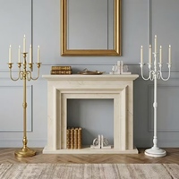 Candélabre en fer à cinq bras, style luxe léger, finition antique, porte-bougie artistique, centre de table lumineux pour mariages, événements et fêtes romantiques
