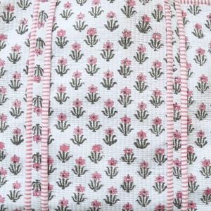 Lightweight Eco-Friendly <b>Quilted</b> Cotton Tote <b>Bag</b> for Women Hand Printed Zipper Closure Boho Chic Style for Travel & Daily Use - Product Image 6