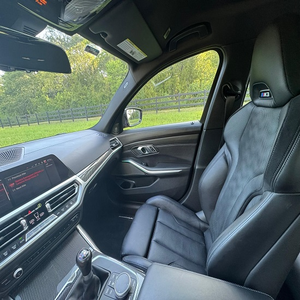 SUV de Lujo 2024 Extremadamente Limpio, Modelo FWD con Motor Turbo, Interior de Cuero, Ruedas R17, Portaequipajes de Aluminio, Listo para Enviar - Product Image 3