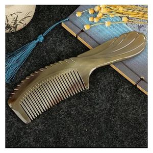 Peigne en corne fabriqué à la main de qualité supérieure pour le cuir chevelu des cheveux fins et le style de mode des cheveux frisés pour un usage domestique - Product Image 5