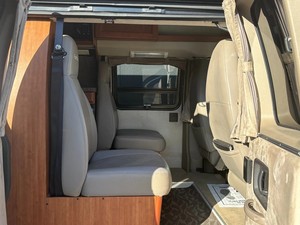 Casa Contenedor Clean Roadtrek con Energía Integrada y Espacio Preparado, Diseño Moderno con Garantía para Uso en Exteriores - Product Image 3