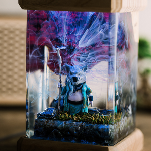 Lampe en époxy personnalisée, lampe en résine époxy, lampe en résine époxy personnalisée, lampe en bois et résine, veilleuse personnalisée, cadeau fait main, Halloween - Product Image 3