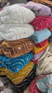 ผ้าทอคุณภาพพรีเมียม ปักเลื่อมอย่างประณีต ดีไซน์งานปักที่งดงาม - Product Image 5